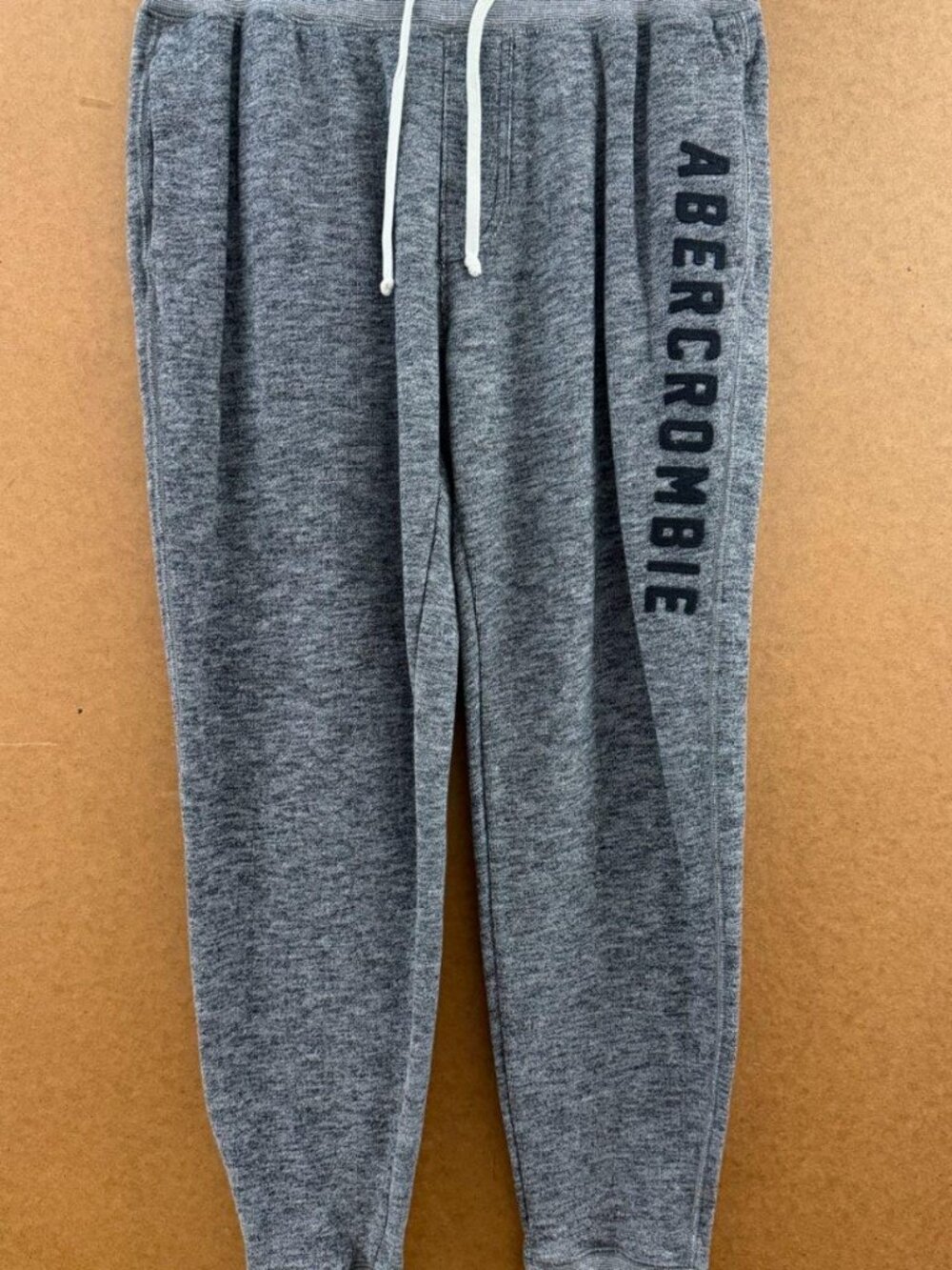 Abercrombie & Fitch men's gray jogger sweatpants M
